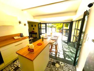 Maison des Mûriers, 150 m2, Piscine privée, Clim - Aigues-Vives - 7