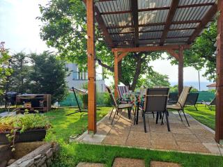Apartment Peruč with big terrace and beautiful garden - Ičići - 7