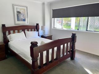 Surfers Paradise Center- Ocean View Vacation Condo-Pool&Pier,Walk to Beach - 6