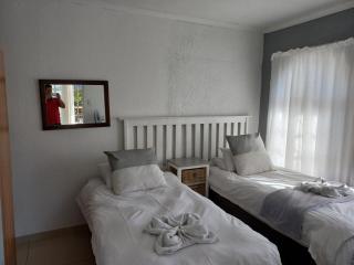 Versailles B and B - 7