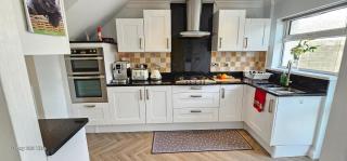 Home from Home near the beach - Port Talbot - 5