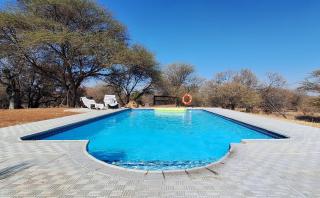 Glam Cabins at Vaalkop Dam Reserve - Beestekraal - 4