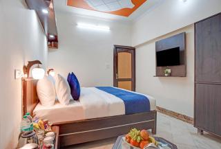 Hotel Vasundhara Grand - Near EDM Mall - Ghaziabad - 7