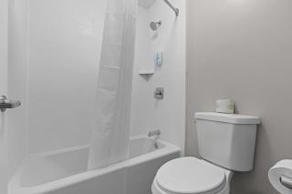 Quality Inn & Suites Ocala I-75 - 5