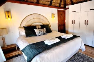 Glam Cabins at Vaalkop Dam Reserve - Beestekraal - 8