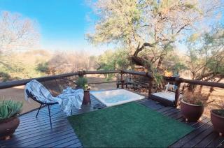 Glam Cabins at Vaalkop Dam Reserve - Beestekraal - 5