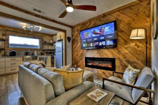 The Penthouses on Main - Downtown Blue Ridge - 7