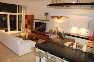 Luxury 4BR New Cairo Villa with Pool & Elevator - FAMILY ONLY - Il Cairo - 5