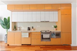 Massive 2BR Suite for 8 Guests Heart of Downtown Vancouver - Vancouver - 3
