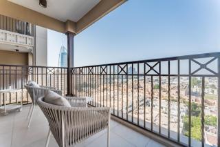 Balcony Overlooking Community 2BR with Assistant Room, Minutes Away From the Beach, Madinat Jumeirah Living Rahaal 2, Jumeirah by Deluxe Holiday Homes - 9