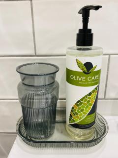 Industrial Studio Athens Hilton - Walk Most Places - 1