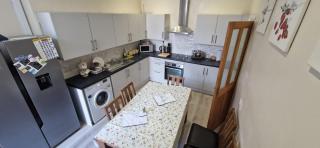 Lucruios villa room 5 - Hull - 4