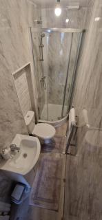 Lucruios villa room 5 - Hull - 1