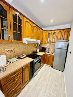 Boulevard Apartment Cozy Retreat with Easy Self-Check-Secure Lockbox Access - Valona - 7