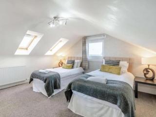 10 Guests - 5 Bedrooms - Deck - Hot Tub - Edimburgo - 6