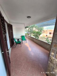 Apartmani Vinka Plenković - Stari Grad (Cittavecchia) - 3