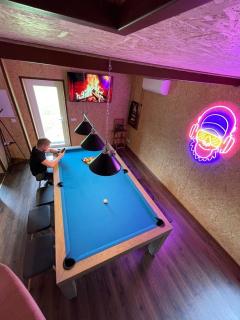 3 room guesthouse, kitchen, gym, pool - - 9
