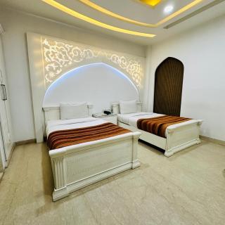 Qotel Signature Lavish Rajouri Garden New Delhi - Neu-Delhi - 4