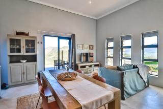 The Castle - McGregor - 7
