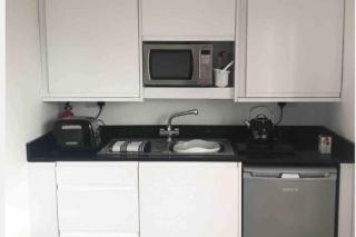 Hertford - Sleeps 2 - 92 Walking Score - Garden - Hertford - 8