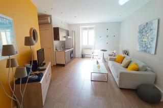 2 room flat in the carré d'or - Nice - 0