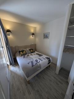 Résidence de Vacances avec piscine & Transat, à 2 minutes de la mer -Bât n7 - 2 appartements côte à côte terrasse communicante selon les disponibilités - Vallauris - 6