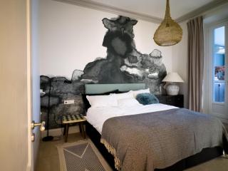 A beautiful designer apartment - 2