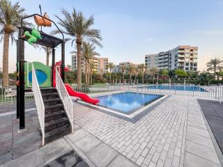 Family-Friendly 2BR Apartment in Dubai South at MAG-565 near EXPO and Al Maktoum Airport DWC - Dubai - 5