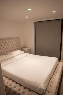 Spacious 2-BDR Flat! 1 minute to tube station - Londra - 3