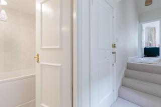 Light-Filled 2BD Flat Minutes to Clapham Station - Londres - 1
