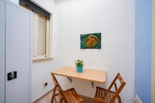 GuestHost - De Napoli EV Guest House - Bari - 9