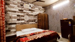 SYL HOTELS One - Comfortable and Secure Stays - Phagwāra - 5