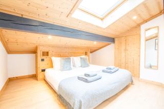 Central Morzine, excellent access & views - 8