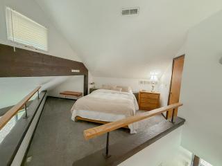 Treetop Village110-3bed3bathpoolsdock6-8pp - Four Seasons - 4