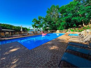 Treehouse Treetop Village66-3bed3bapools-8pp - Four Seasons - 3