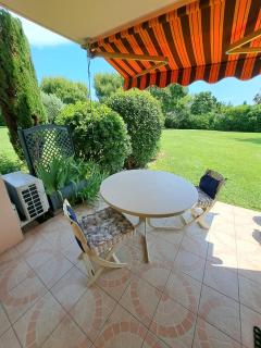 Antibes La Louisiane 2 Pieces rez-de-jardin Piscine - Antibes - 0