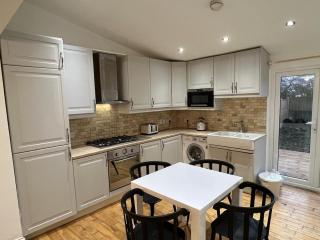 Two bedroom apartment - Bristol - 5