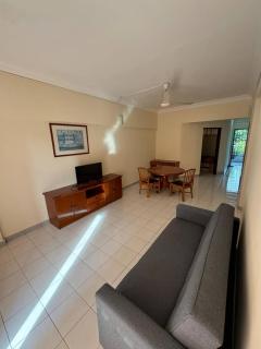Golden Straits Villas Beach Resort - Nomad Homestay - Port Dickson - 2