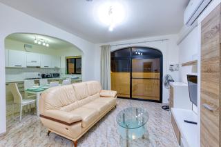 Large 3BR Apt with private balcony, St'Pauls Bay by 360 Estates - St Paul's Bay - 4