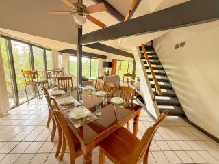 Treehouse Treetop Village104-3bed3bapools-8pp - Four Seasons - 1