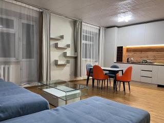 City Center 2 Storey 2 Beds, 1 Sofa with Balcony - Ulaanbaatar - 6