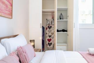 Olympus Stylish 2-BR Apt & Balcony in Larnaca - 4