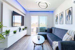 Olympus Stylish 2-BR Apt & Balcony in Larnaca - 2