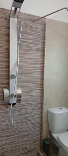 Chara's Luxury Home - Braurone - 4