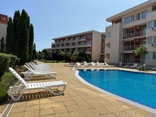 The Sunny Spot - Slantchev Briag - 8