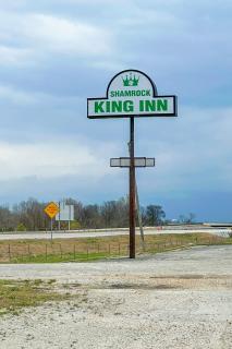 Shamrock Kings Inn By OYO Marked Tree I-555 - - 9