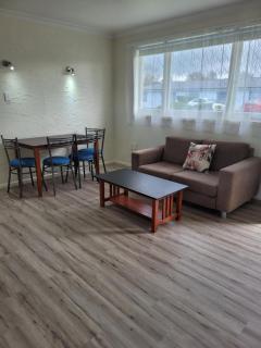 Garden Court Motel & Backpackers - Tauranga - 5