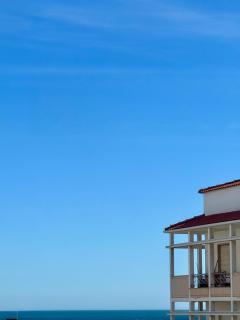 NEW 3 Bedroom Beachfront Apartment - Carcavelos - 4