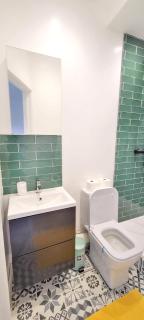 Dagenham - House - Sleeps 4 - Garden - City Centre - Dagenham - 6