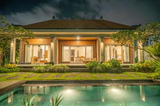 Kesuma Inn Private Villa - 0